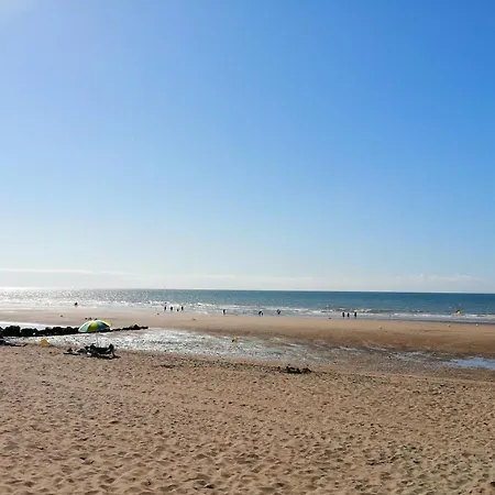 2 Pièces Entièrement Rénové Appartamento